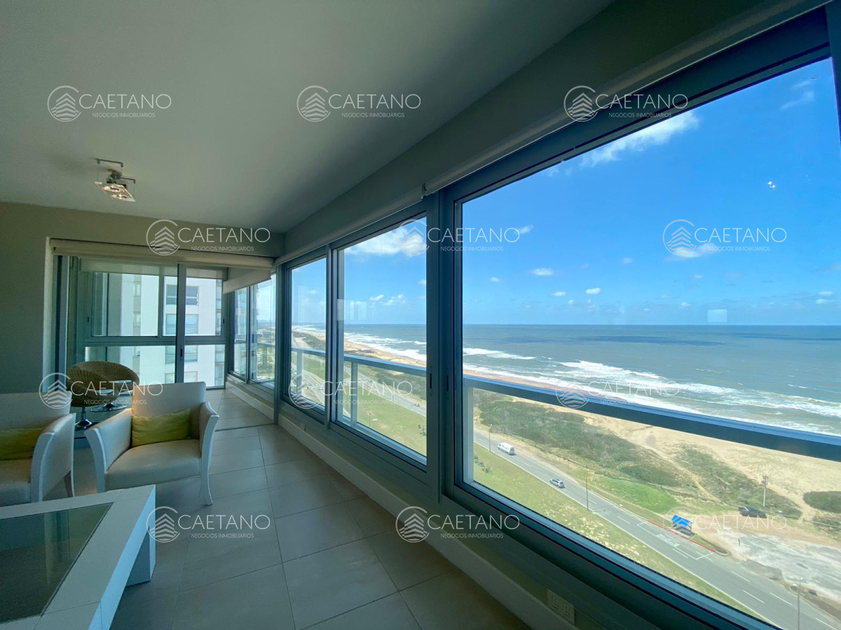 Excelente apartamento con 3 dormitorios y vista increíble
