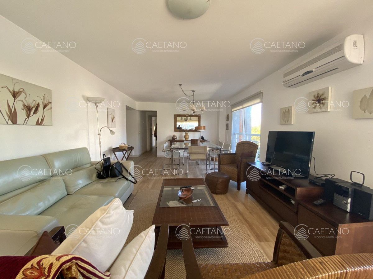 Aidy Grill - GoPunta - Portal Inmobiliario de Punta del Este - Maldonado