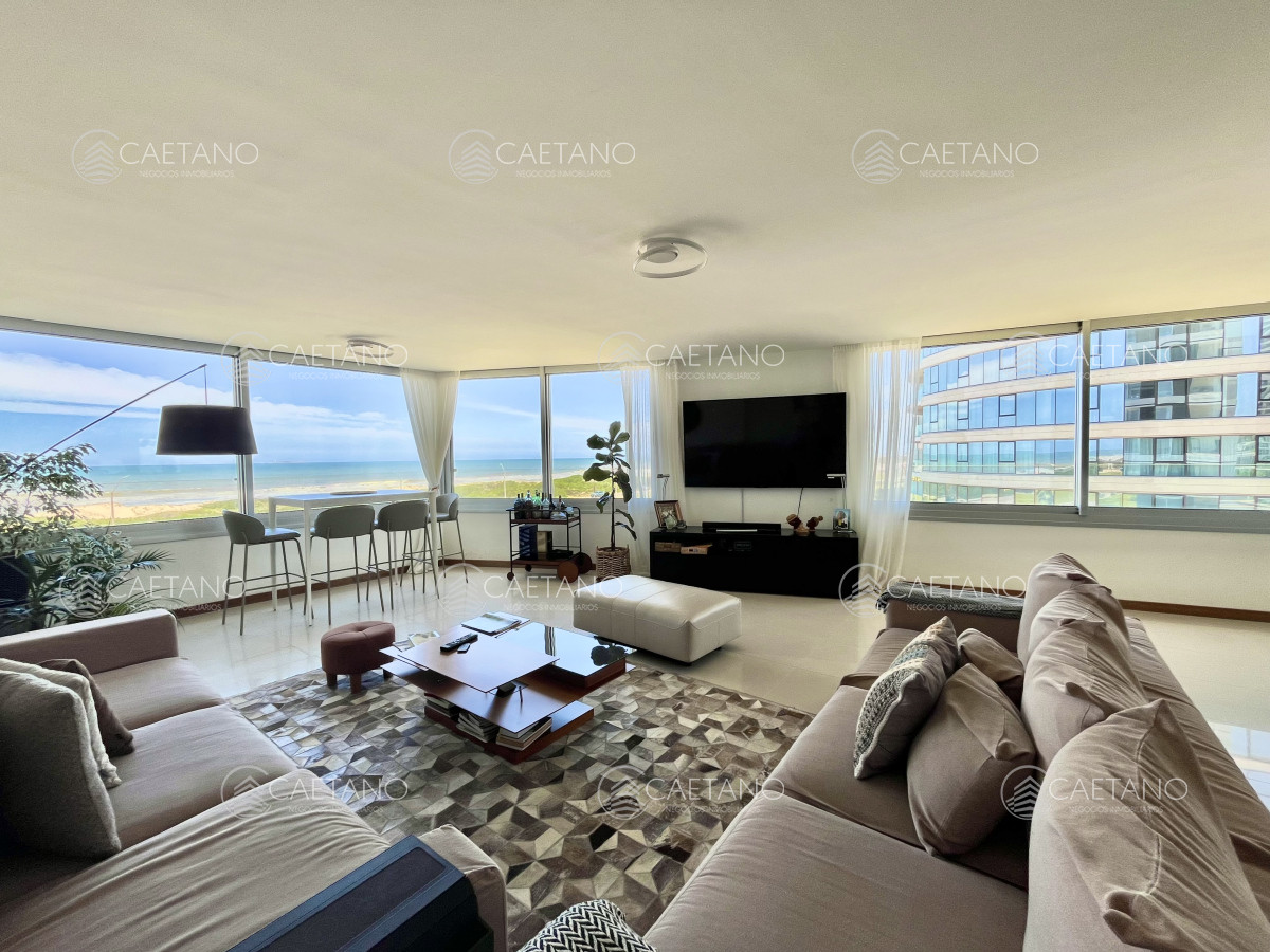 Venta y Alquiler Apartamento primera línea Brava 