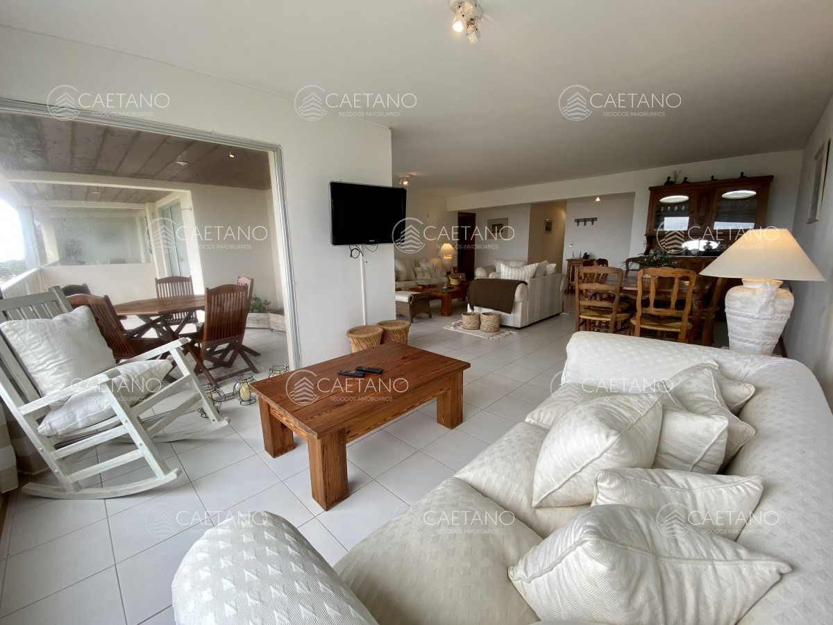 Brava - GoPunta - Portal Inmobiliario de Punta del Este - Maldonado