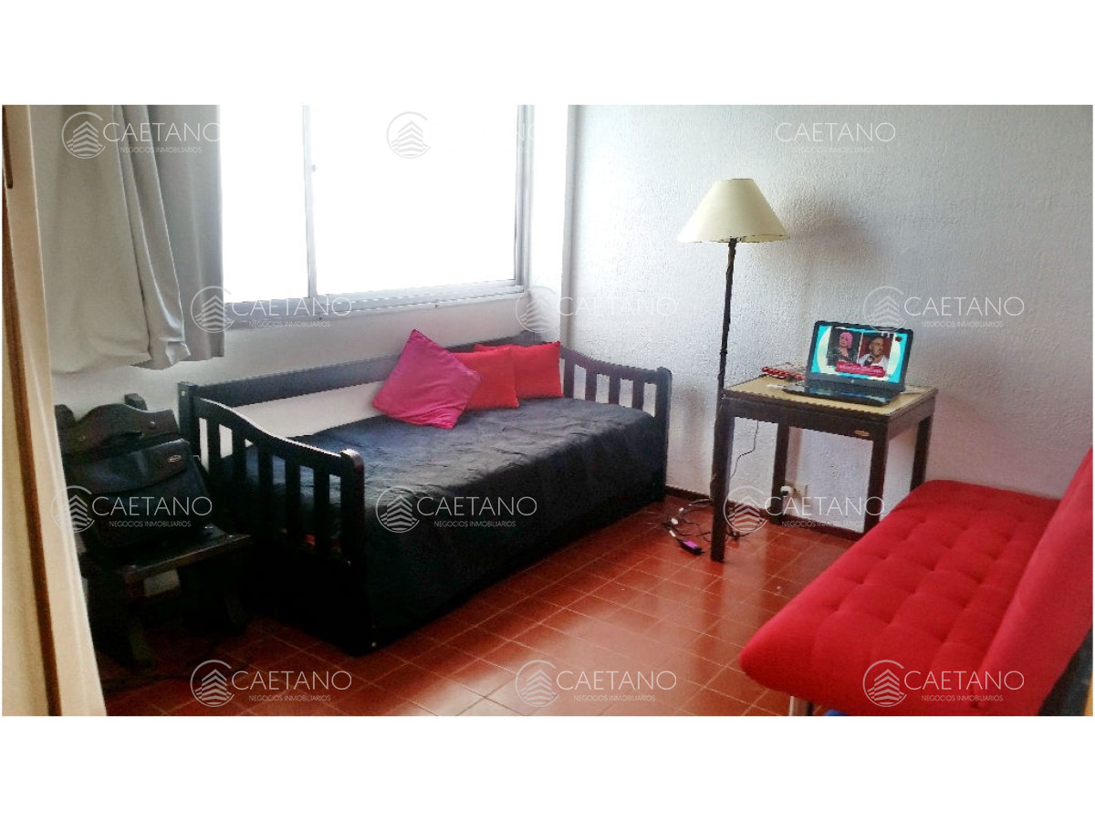 Apartamento de 1 dormitorio en Punta del Este, zona Peninsula.