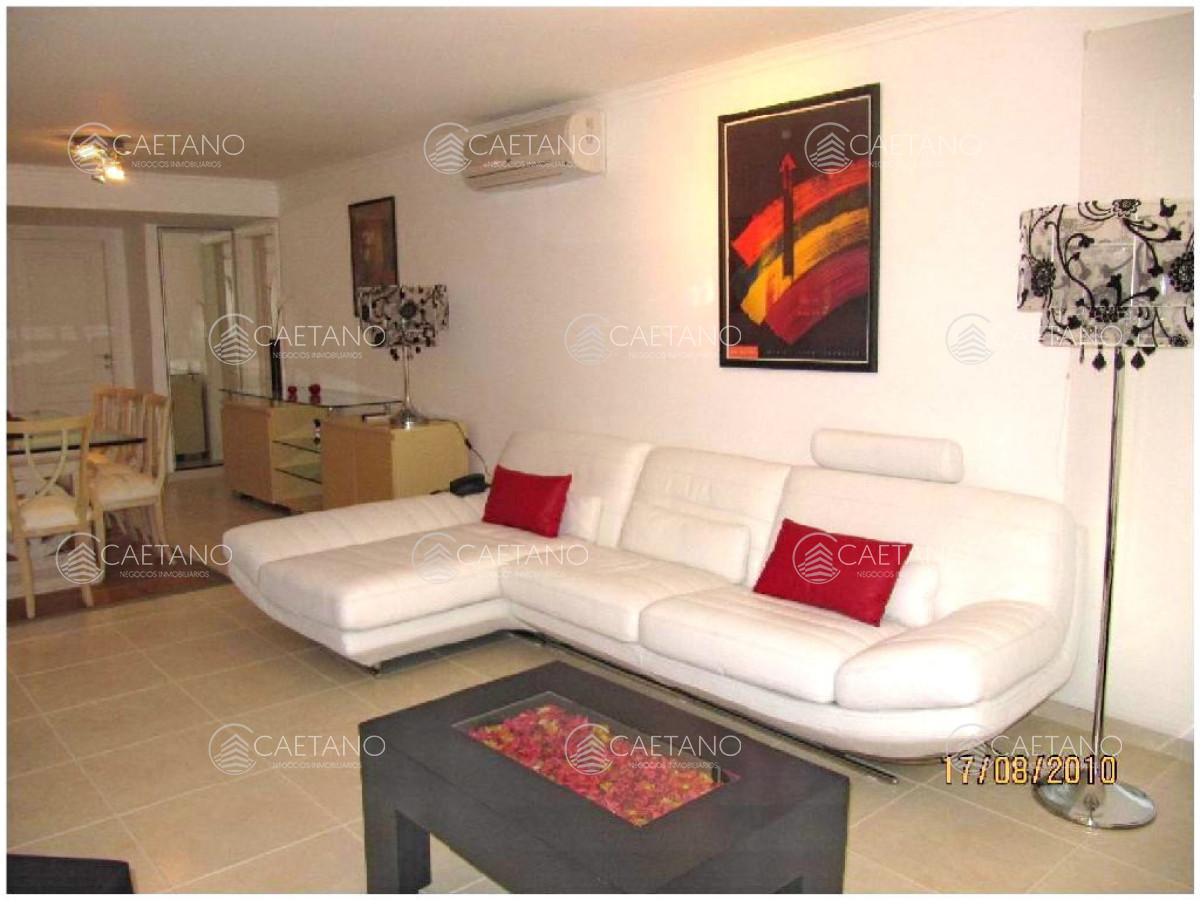 Apartamento en Mansa, 3 dormitorios *