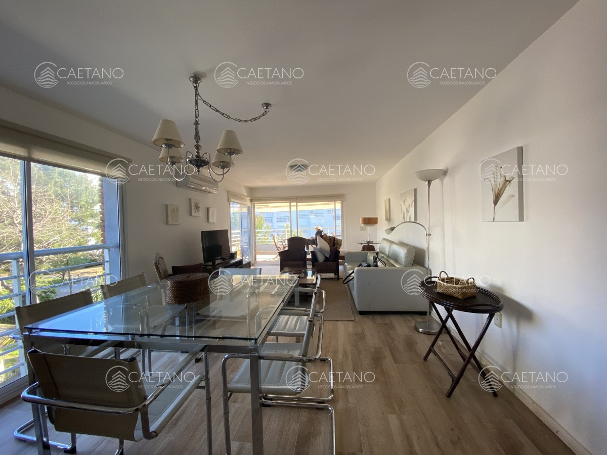 Aidy Grill - GoPunta - Portal Inmobiliario de Punta del Este - Maldonado