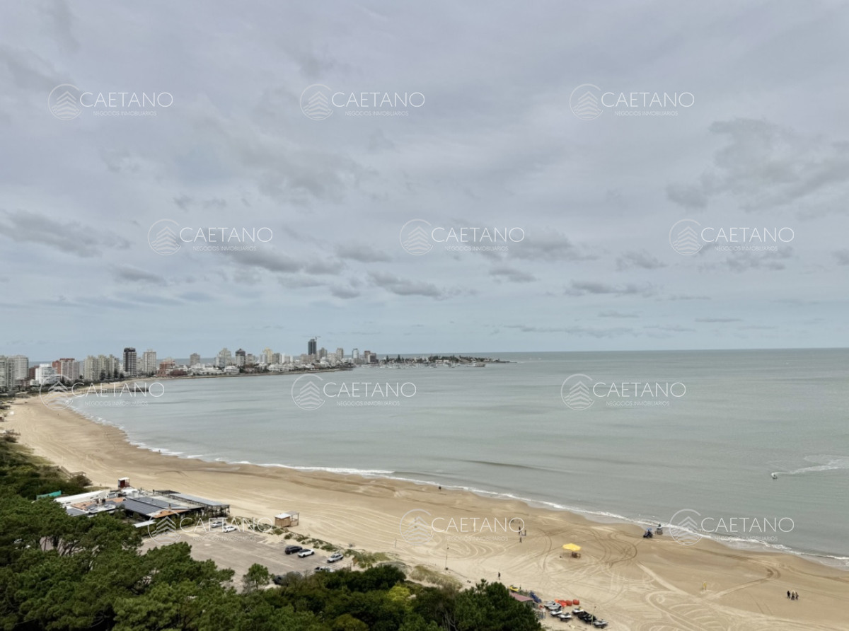 Apartamento en venta 3 dormitorios Punta del Este - DMC15876A
