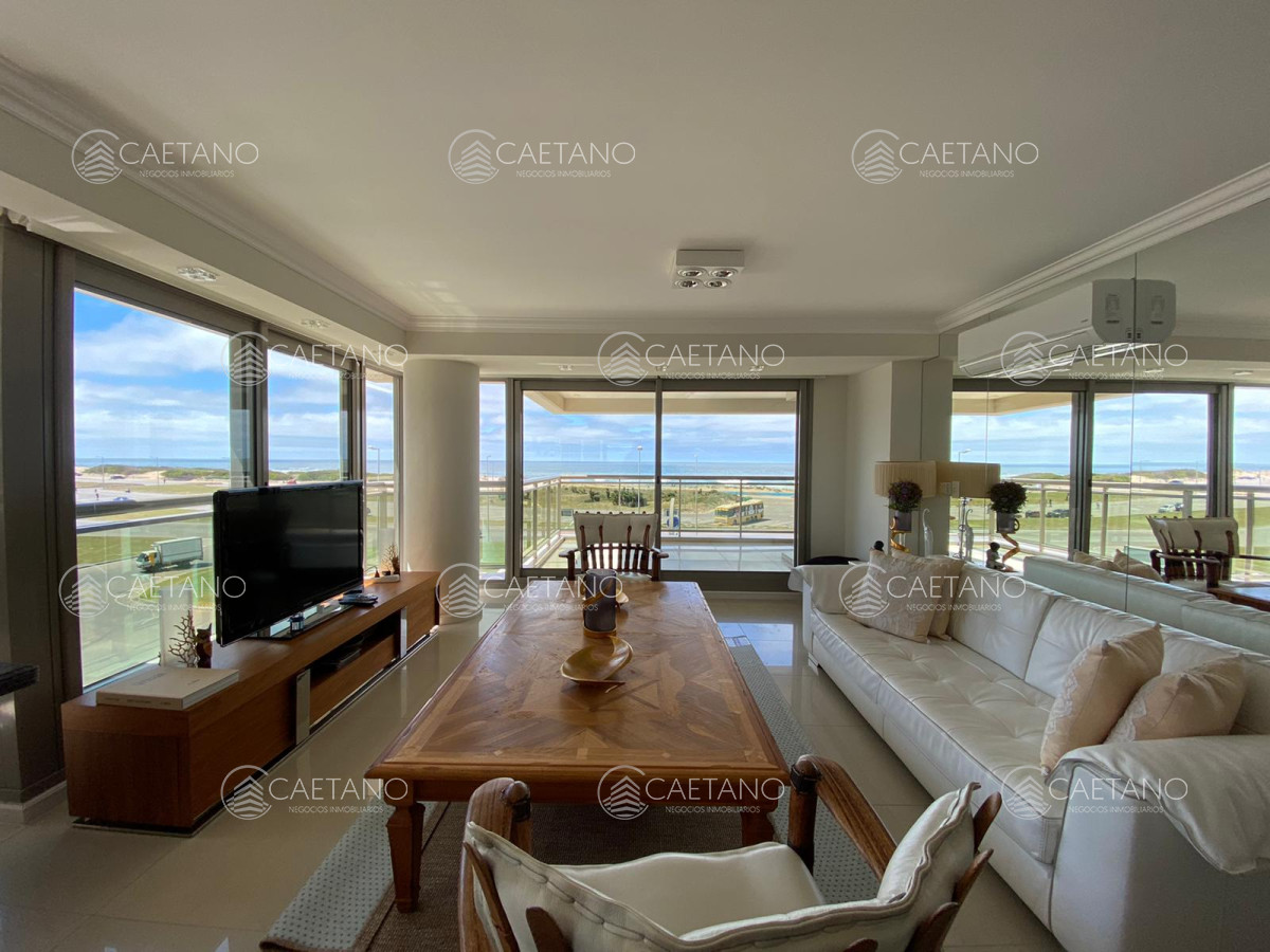 Brava - GoPunta - Portal Inmobiliario de Punta del Este - Maldonado