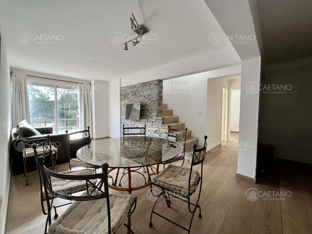 apartamento 3 dormitorios en alquiler  - DMC15110A