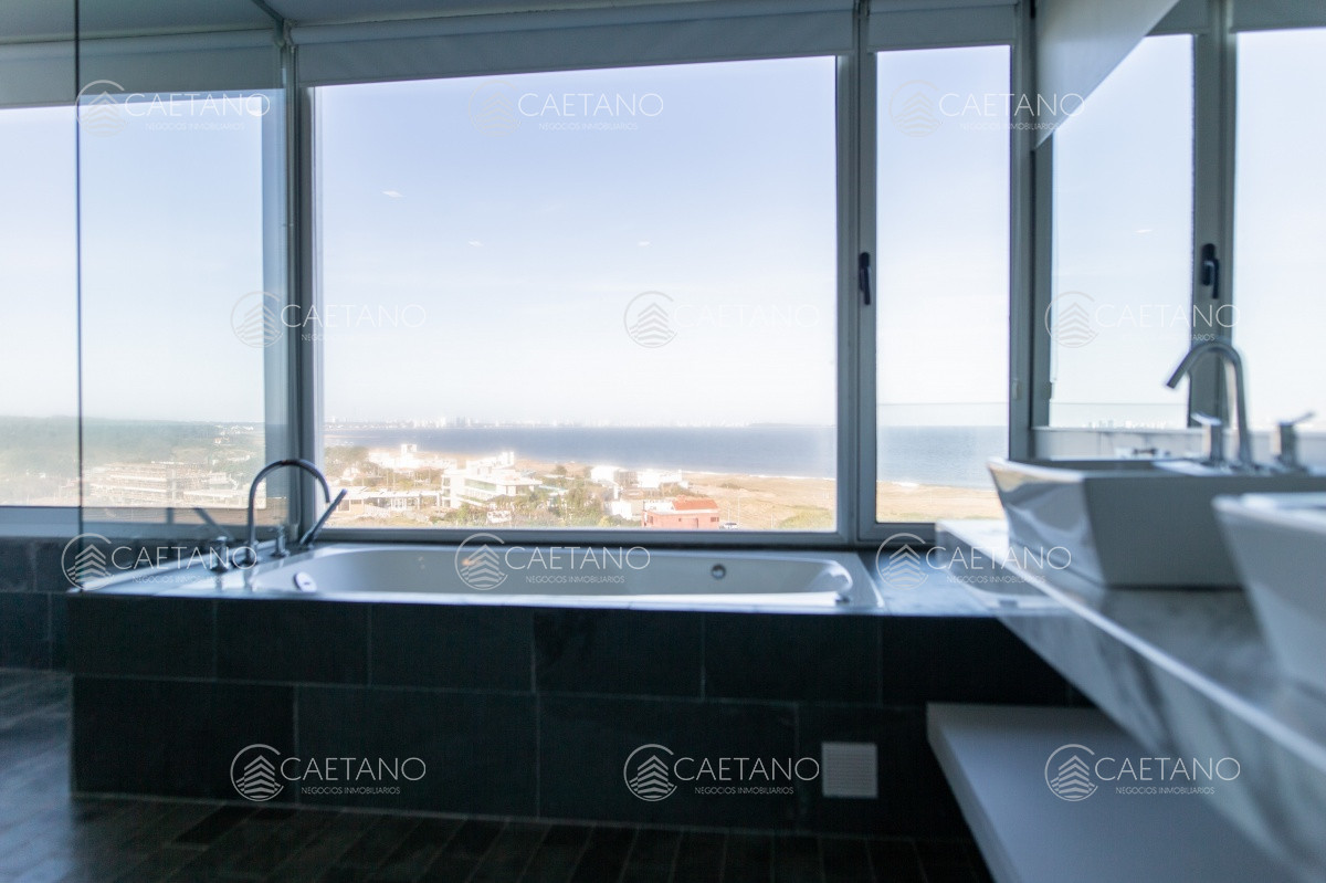Lomo de la Ballena - GoPunta - Portal Inmobiliario de Punta del Este - Maldonado