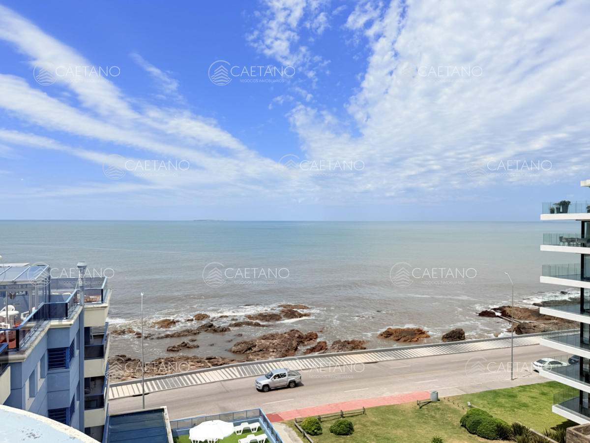 Venta apartamento 2 dormitorios. Peninsula, Punta del Este  - DMC6063A