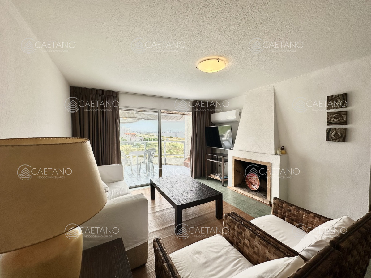 Venta Departamento   3 Dormitorios 3 Baños   Primera linea Playa Mansa - GoPunta - Portal Inmobiliario de Punta del Este - Maldonado