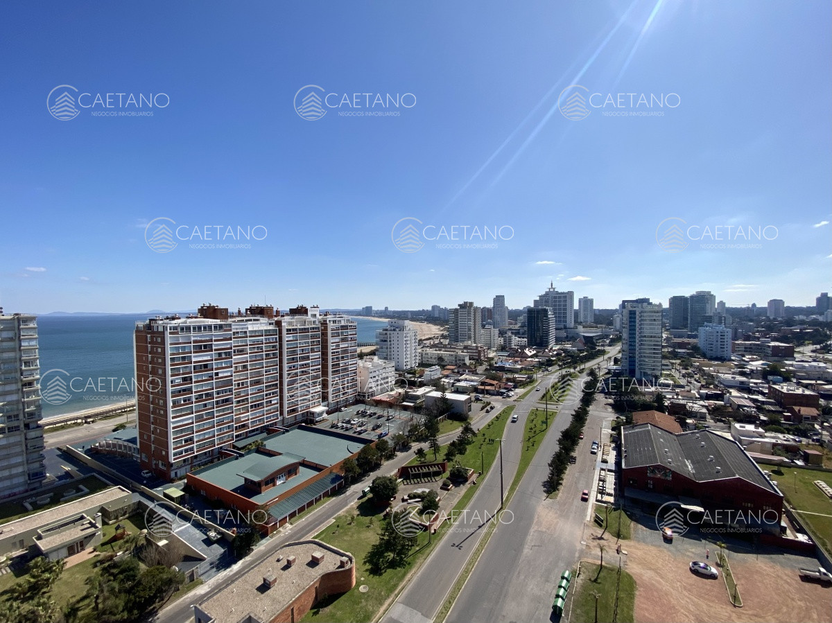 VENTA  APARTAMENTO 2 DORMITORIOS IMPERIALE PUNTA DEL ESTE - DMC9851A