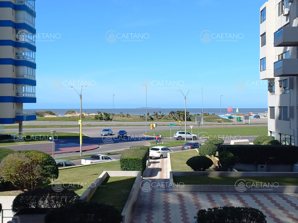 Alquiler temporal 3 dormitorios Punta del Este - DMC12378A