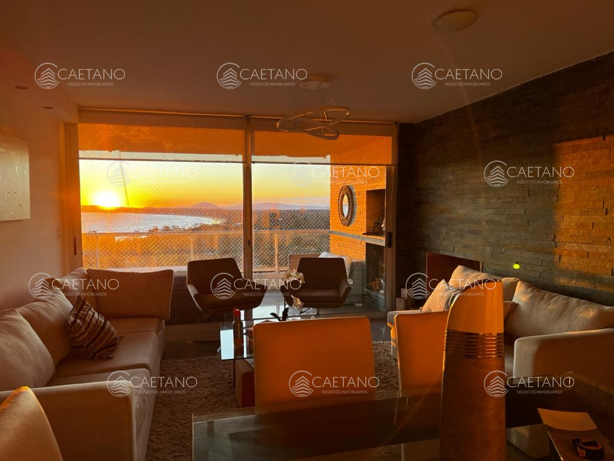 Venta apartamento 2 dormitorios. Punta Ballena, Maldonado.  - DMC13304A