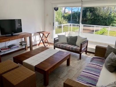 Venta apartamento 2 dormitorios. Playa Brava, Punta del Este 