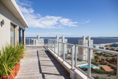 venta apartamento 4 dormitorios. Playa mansa, Punta del Este