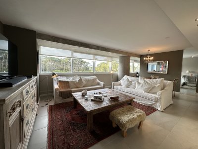 Venta Departamento- Amplio  Monoambiente con vista bosque - Roosevelt Playa Braca  