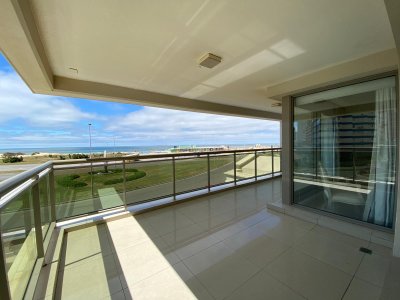 OPORTUNIDAD IMPERIALE 1 - PUNTA DEL ESTE - 4 DORMITORIOS - BRAVA