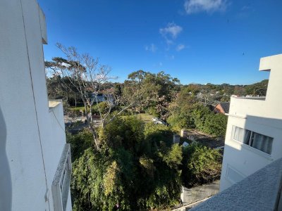 Venta apartamento, playa mansa, punta del este.