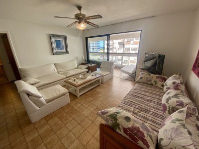 Venta apartamento 2 dormitorios playa brava Punta del Este 