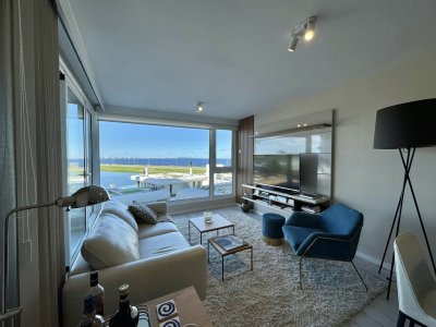 Venta apartamento 3 dormitorios. Playa mansa, Punta del Este 