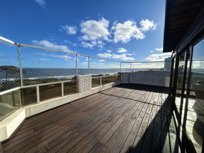 Venta penthouse duplex Punta del Este. 3 dormitorios