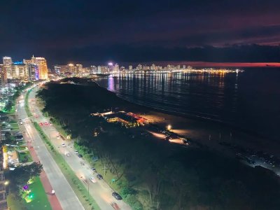 venta de apartamento tres dormitorios . Playa Mansa, Punta Del Este