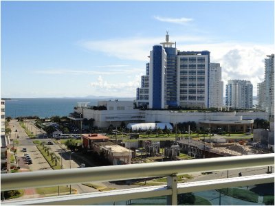 Venta apartamento 3 dormitorios. Playa brava, Punta del Este 