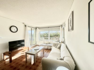Venta Departamento -  3 dormitorios 2 baños -   Punta del Este en Oportunidad