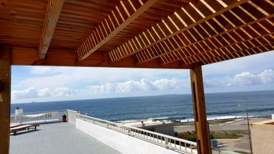 Venta apartamento 3 dormitorios Península. 