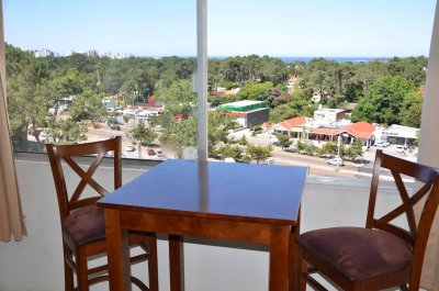 Comodo apartamento en Av Roosevelt 