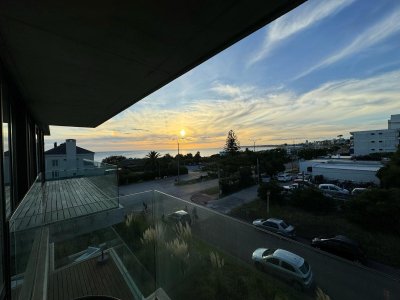 Venta apartamento 2 dormitorios. Playa mansa, Punta del Este 