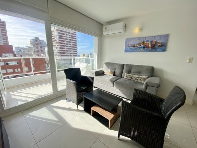 Venta 2 dormitorios península Punta del Este.