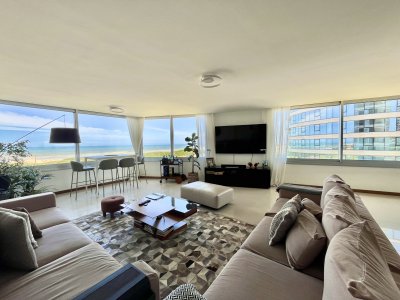 Venta y Alquiler Apartamento primera línea Brava 