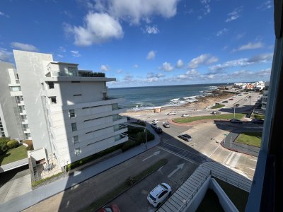Venta apartamento cuatro dormitorios, Península. Punta Del Este 