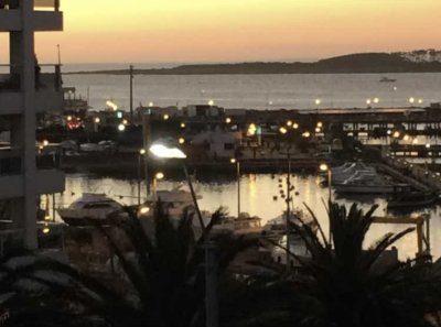 Venta apartamento Punta del Este peninsula, con vista al mar