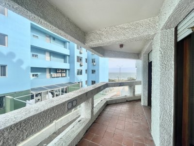 Oportunidad Venta Departamento - 3 Dormitorios 2 Baños - Playa Mansa 