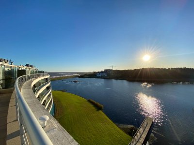 Venta Pent-house en Terrazas de la Laguna, Punta del Este