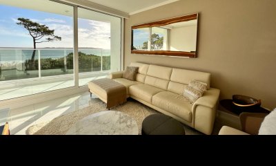 Venta apartamento 3 dormitorios playa mansa Punta del Este