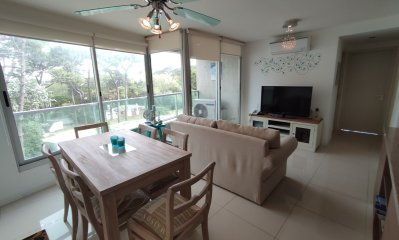 Venta Departamento - 2 Dormitorios 2 Baños - Playa Brava