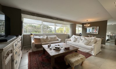 Venta Departamento- Amplio  Monoambiente con vista bosque - Roosevelt Playa Braca