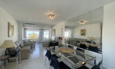 Venta Departamento - 3 dormitorios - 3 baños - Peninsula - Punta Del Este