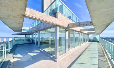 Penthouse de dos dormitorios en venta, Punta del Este.