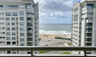 Venta apartamento 3 dormitorios torre Imperiale Punta del Este