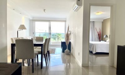Venta apartamento 2 dormitorios playa mansa Punta del Este