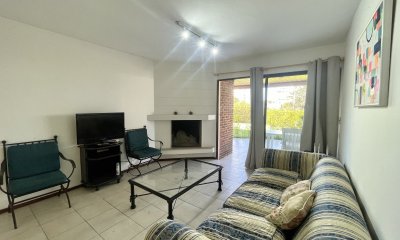Venta Oportunidad Departamento - 3 dormitorios - Playa Mansa - Punta Del Este
