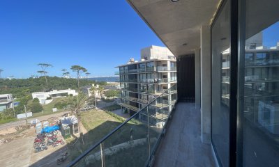 Venta apartamento 2 dormitorios. Playa mansa, Punta del Este