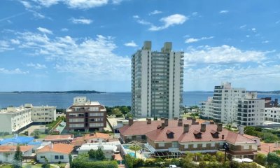 Apartamento en Venta de tres dormitorios, Punta del Este
