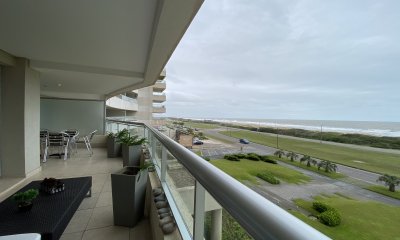 Venta apartamento 3 dormitorios playa brava Punta del Este