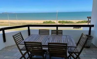 Apartamento en venta zona Pinares.