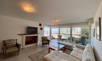 Venta apartamento 3 dormitorios playa brava Punta del Este