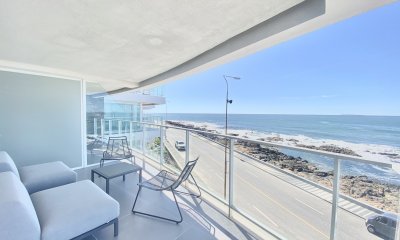 Venta departamento 3 dormitorios península Punta del Este